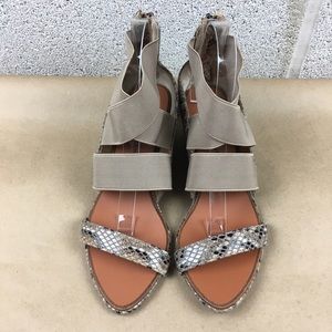 New Chinese Laundry Kido Sandals Taupe Snake 8.5
